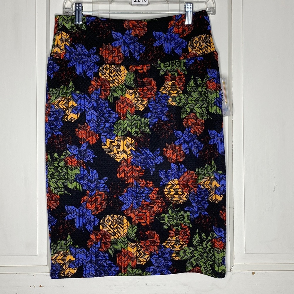 LuLaRoe M Cassie